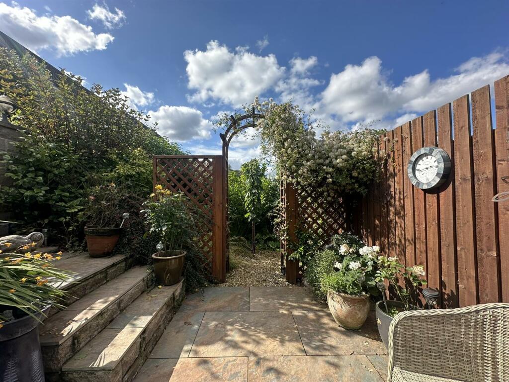Additional image 34 of Castle Stead Drive, Cullingworth, Bradford