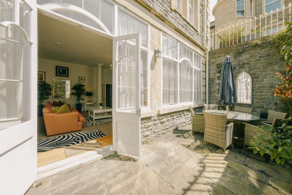 Additional image 5 of The General, Bristol