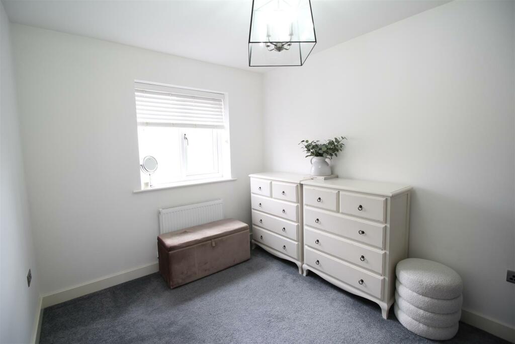 Additional image 16 of Delph Hill Close, Low Moor, Bradford