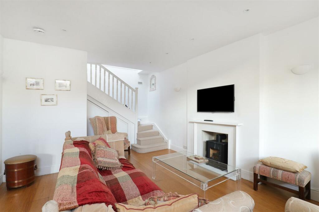 Additional image 5 of Beautiful Mews House in Clifton Village, Bristol.