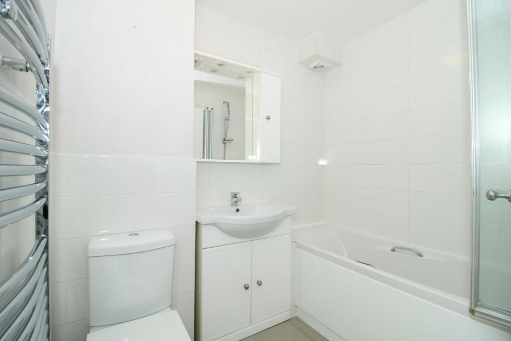 Additional image 7 of Bromley Road, Beckenham, BR3