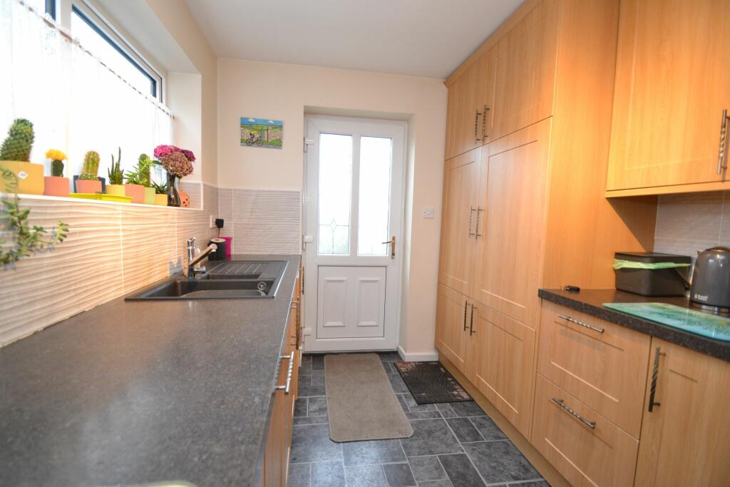 Additional image 7 of Northlea Avenue, Thackley,