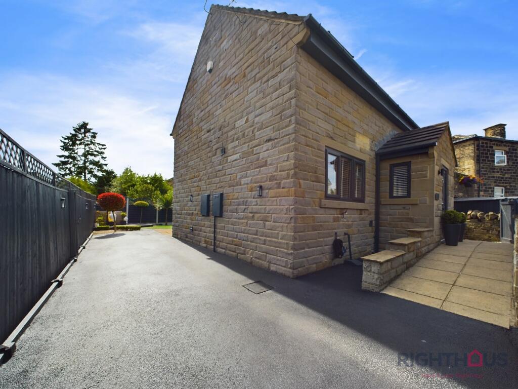 Additional image 29 of Main Street, Low Moor, BD12