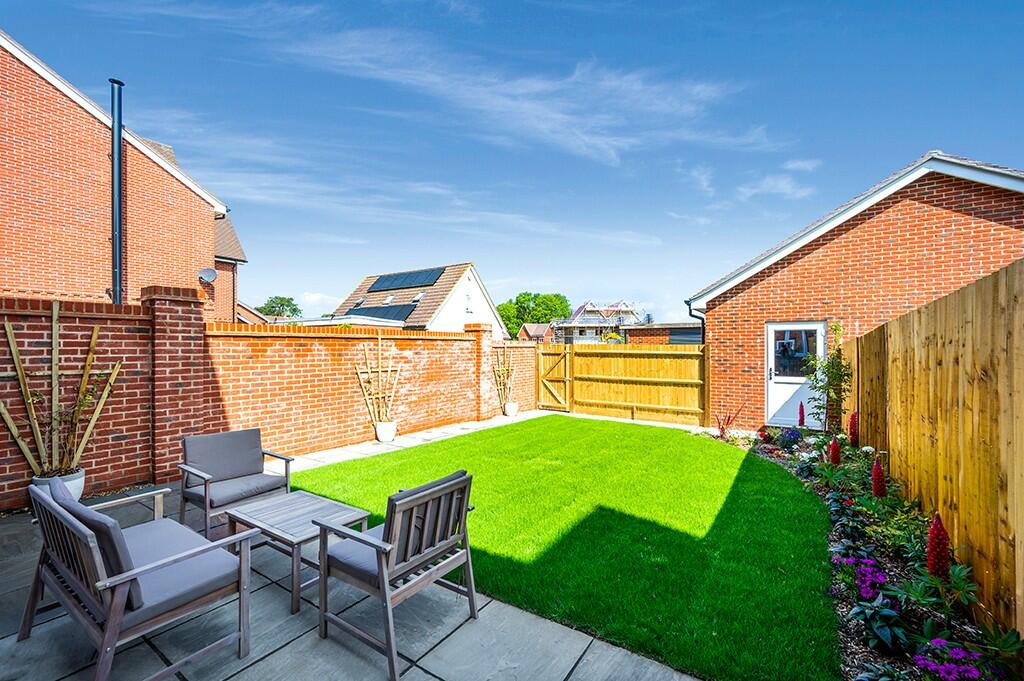 Additional image 11 of Heatherlands, 
Old Brickworks Lane, 
Lewes, 
South Chailey, 
East Sussex, 
BN8 4QD