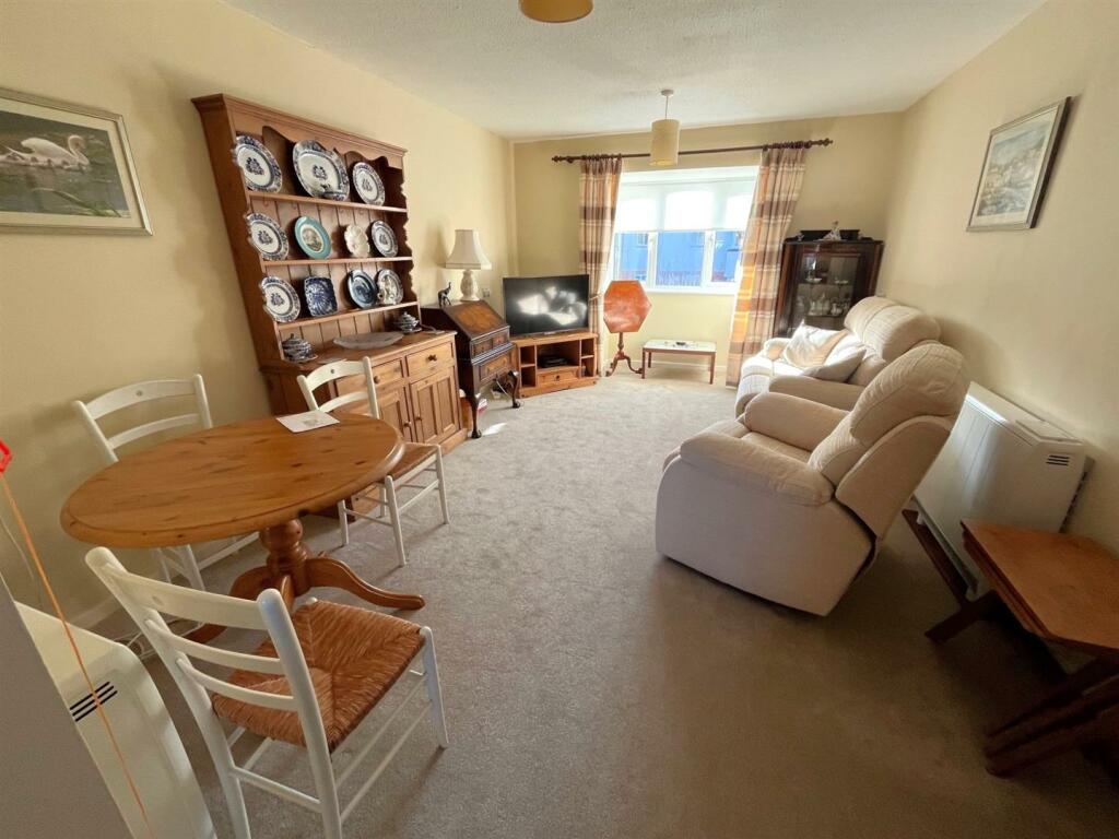 Additional image 14 of Excellent Retirement Apartment in Henleaze Bristol