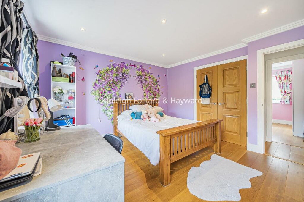 Additional image 10 of Dickens Drive, Chislehurst