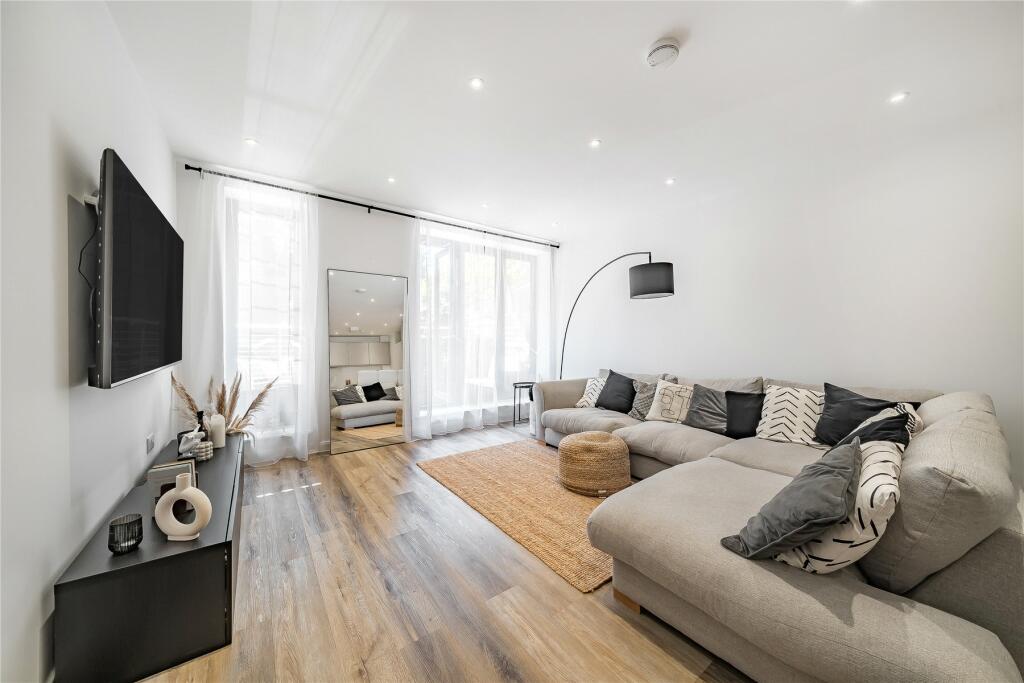 Additional image 21 of Southill Road, Chislehurst