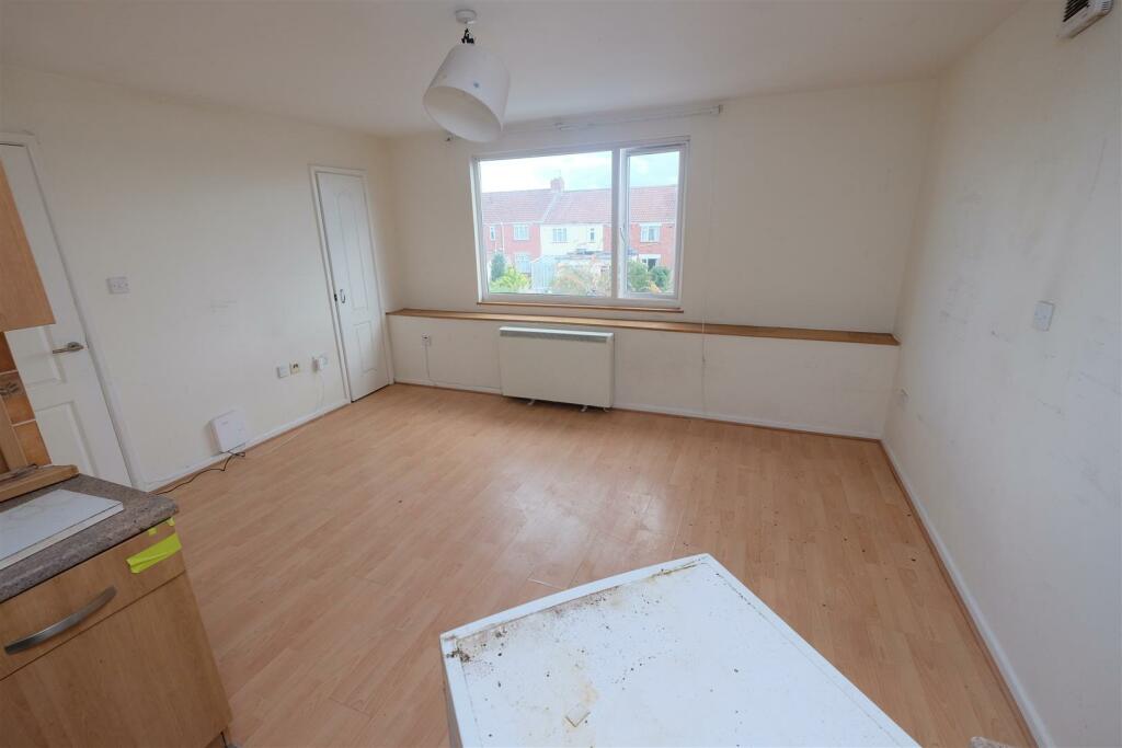 Additional image 14 of FREEHOLD BLOCK | 5 FLATS | £94K | BS13