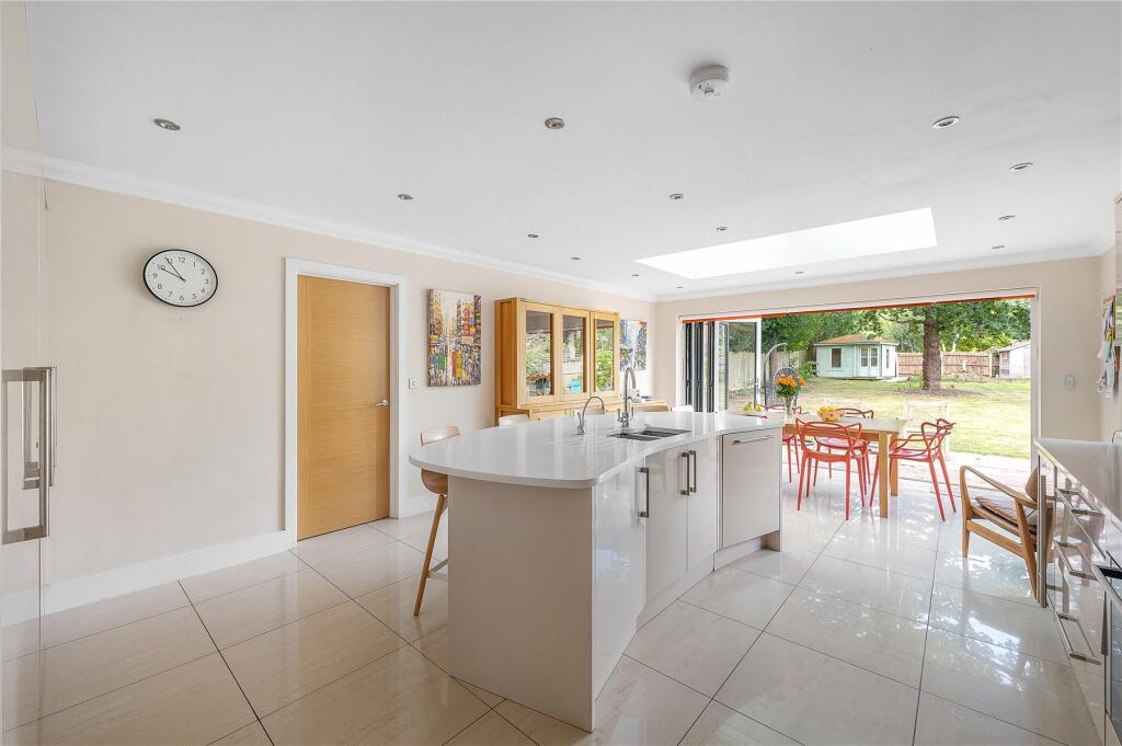 Additional image 14 of Manor Way, Beckenham, BR3