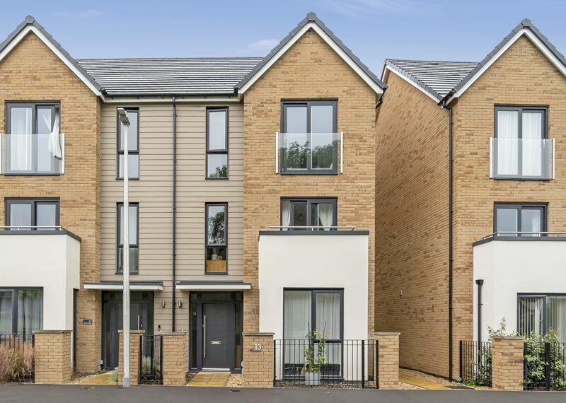 Additional image 22 of Bowen Road, Locking Parklands - FAB TOWN HOUSE