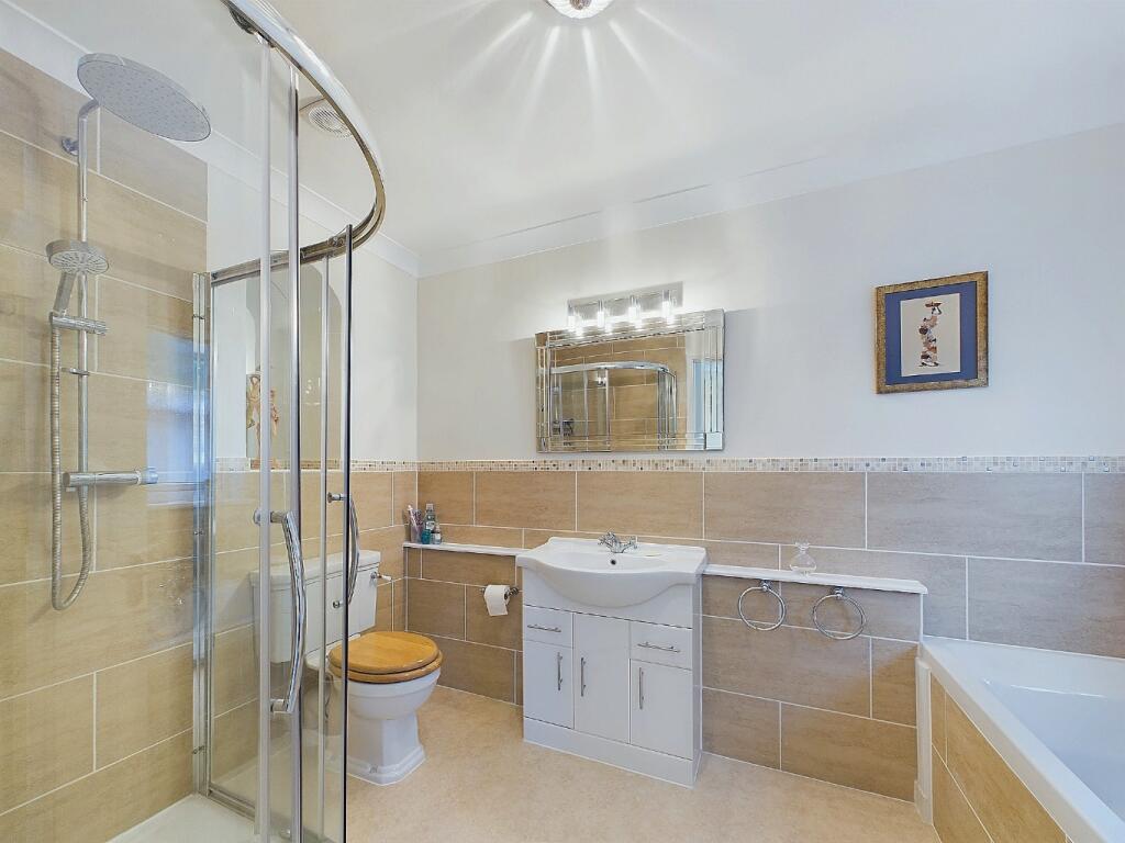 Additional image 14 of Chislehurst Road, BR6 0DN