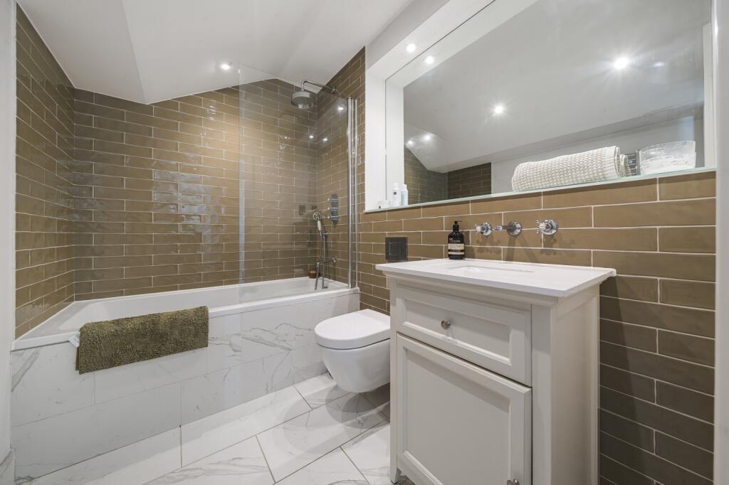 Additional image 12 of Willoughby Lane Bromley BR1