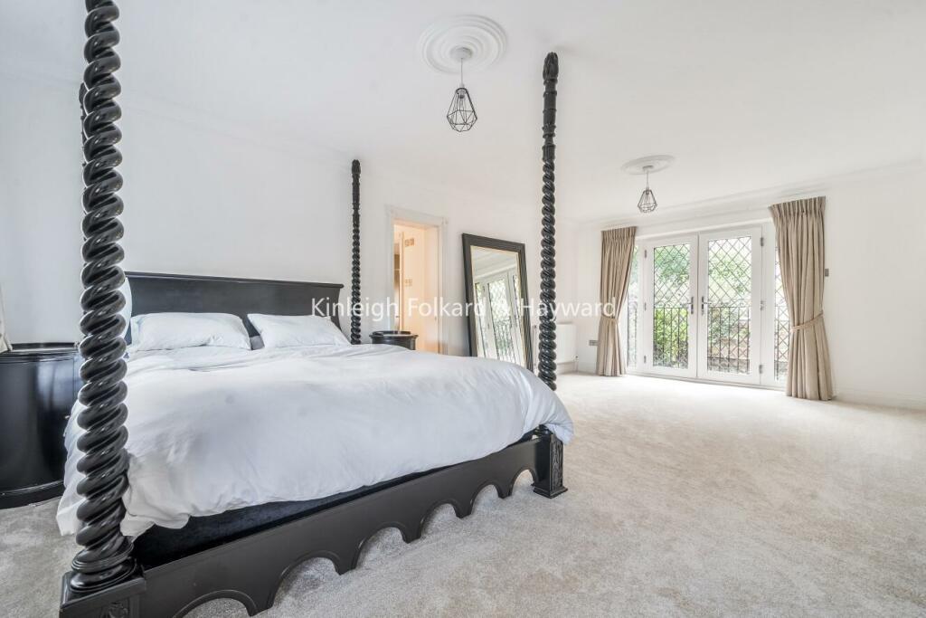 Additional image 11 of Elmstead Lane, Chislehurst