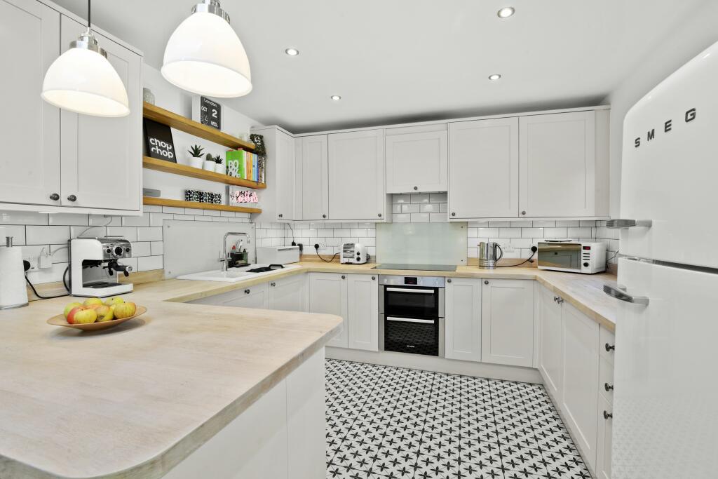 Additional image 4 of Adastra Avenue, Hassocks, West Sussex, BN6 8DP