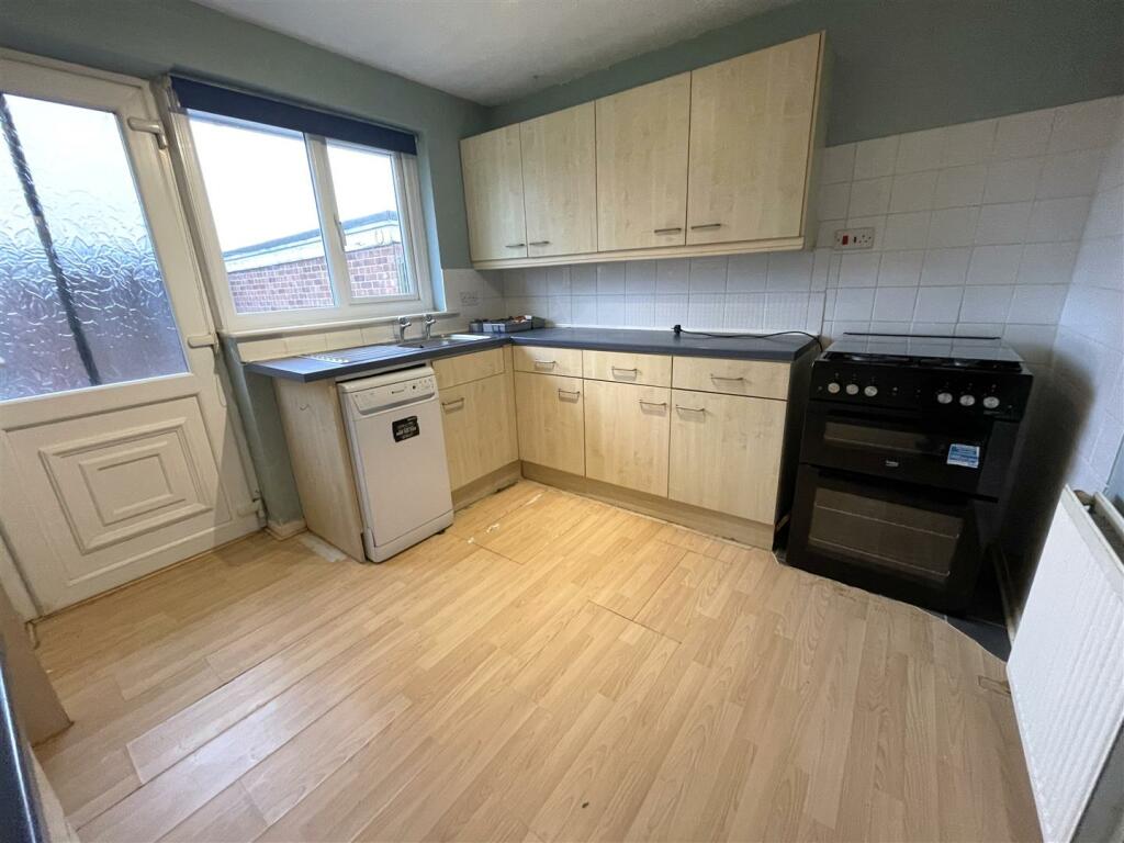 Additional image 19 of Fourlands Drive, Idle, Bradford, BD10