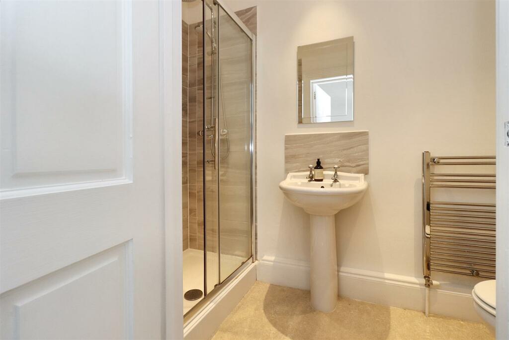 Additional image 10 of Prime location on Clevedon Seafront