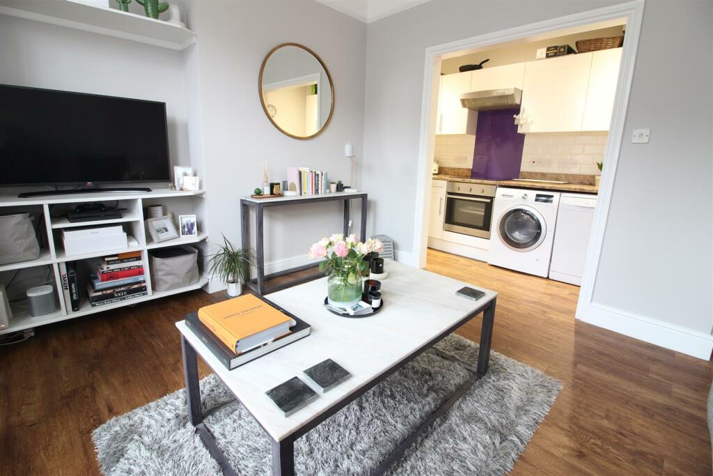 Additional image 8 of Manor Road, Beckenham