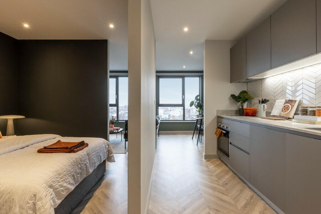 Additional image 7 of 919 Rosewood