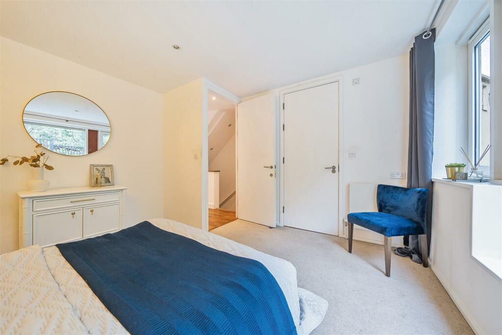 Additional image 14 of Gorse Lane, Clifton