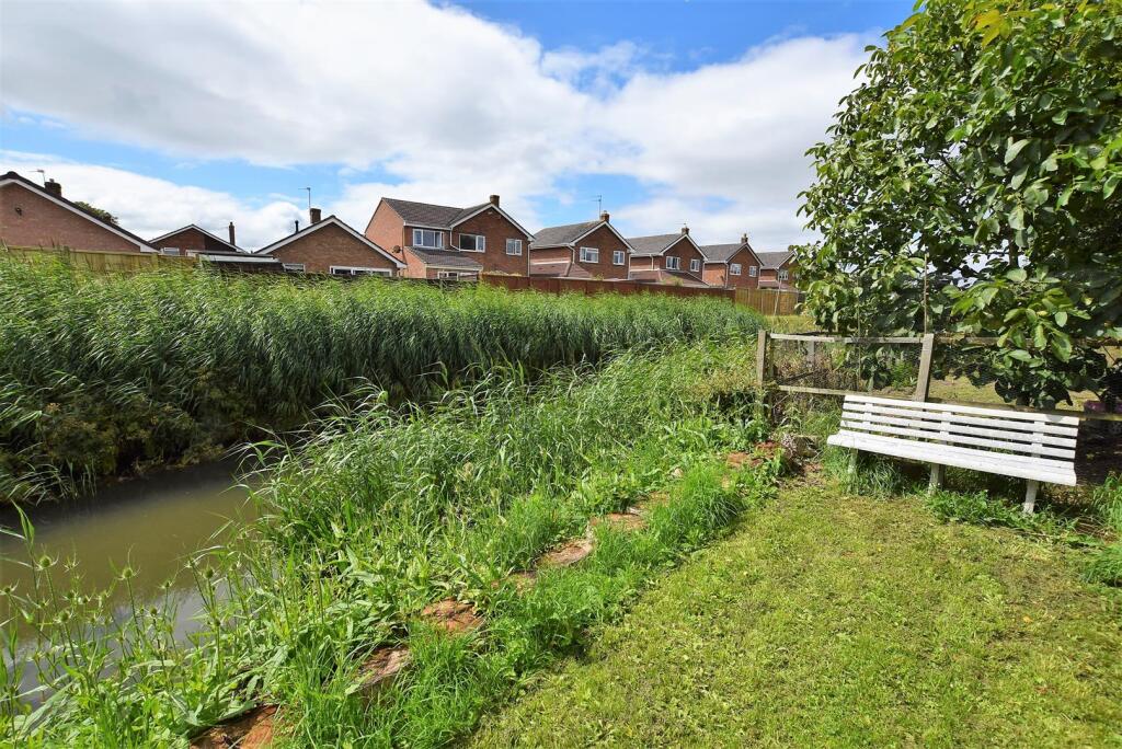 Additional image 11 of Superb home in West End of Clevedon