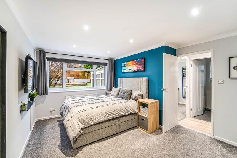 Additional image 12 of Springfield Gardens, Banwell - SUPERB CONDITION