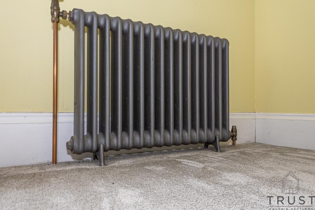 Additional image 17 of Halifax Road, Hartshead Moor, Cleckheaton