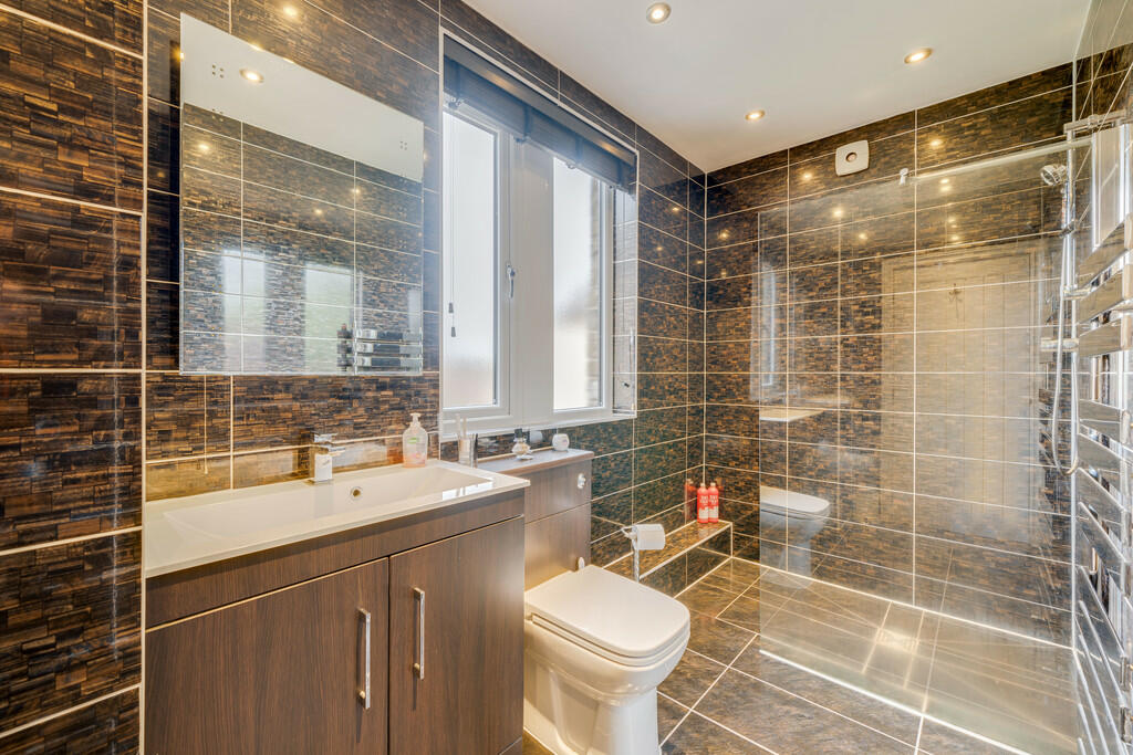 Additional image 9 of Field Hurst, Scholes, Cleckheaton