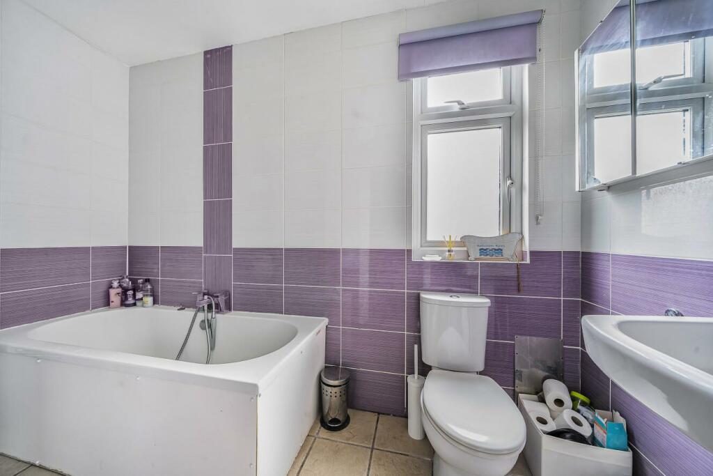 Additional image 11 of Courtfield Rise, West Wickham