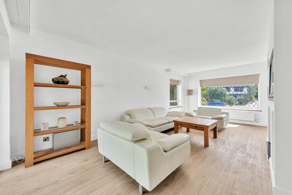 Additional image 13 of Quernmore Close, Bromley, BR1