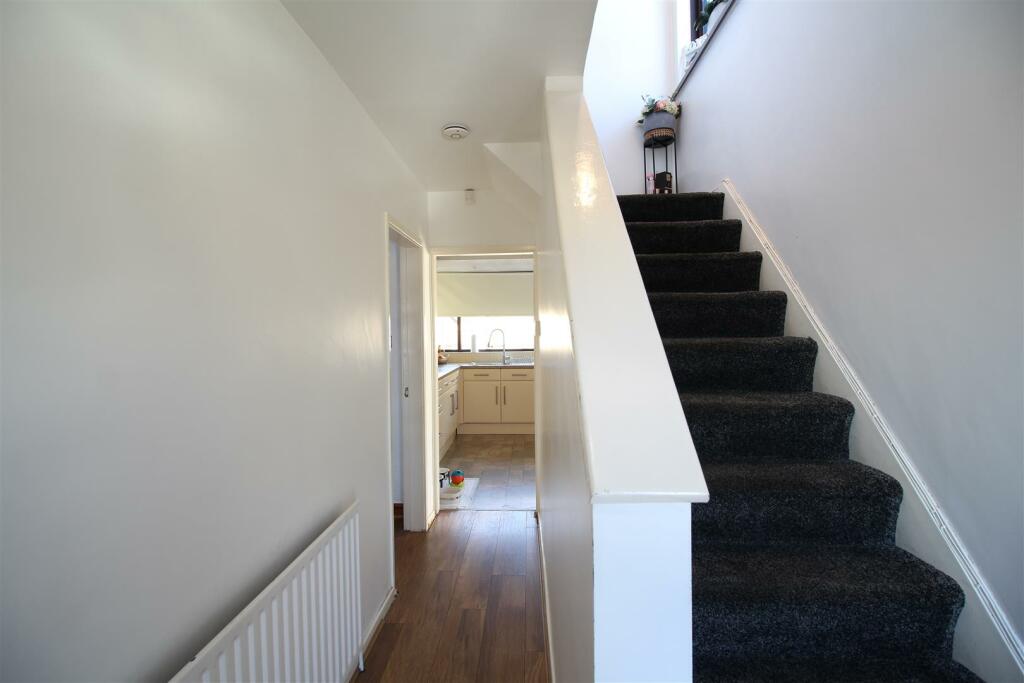 Additional image 3 of Park House Crescent, Low Moor, Bradford