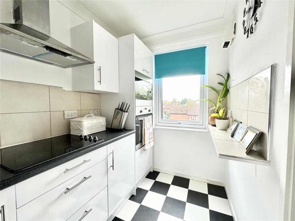 Additional image 8 of Inglewood, The Spinney, Swanley, Kent, BR8