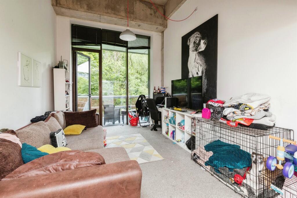 Additional image 7 of Lake Shore Drive, Bristol