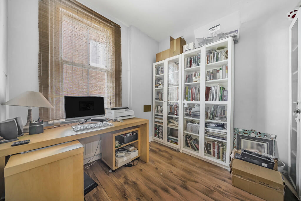 Additional image 20 of Lake Avenue, Bromley