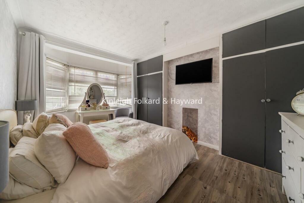 Additional image 5 of Ridgeway Drive, Greater London