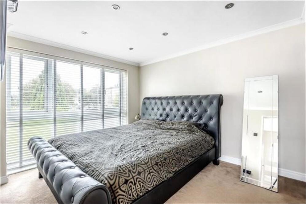 Additional image 7 of Speldhurst Close, Bromley, BR2
