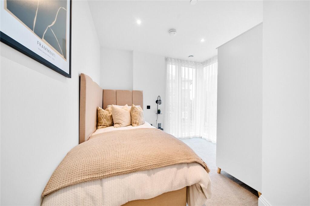 Additional image 11 of Tweedy Road, Bromley