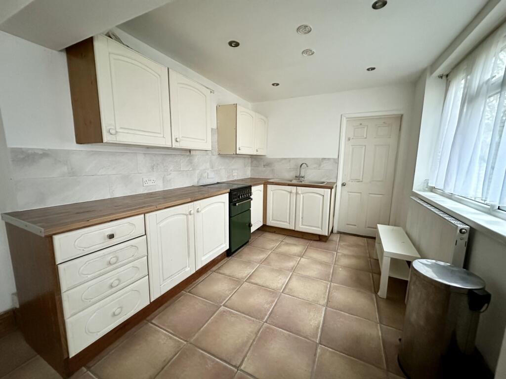 Additional image 3 of Chaffinch Road, Beckenham, BR3