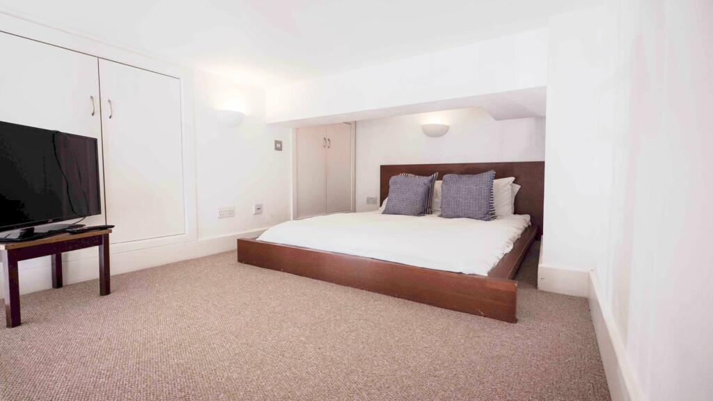 Additional image 5 of Flat ,  Portland Square, Bristol