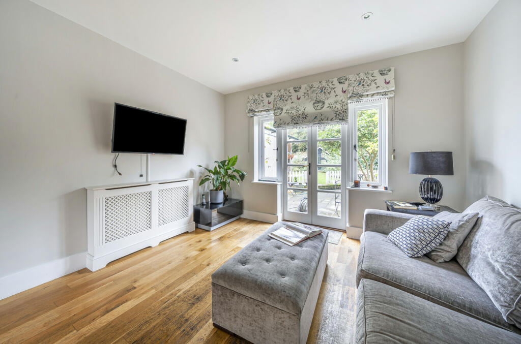 Additional image 19 of Pines Road, Bickley, Kent, BR1