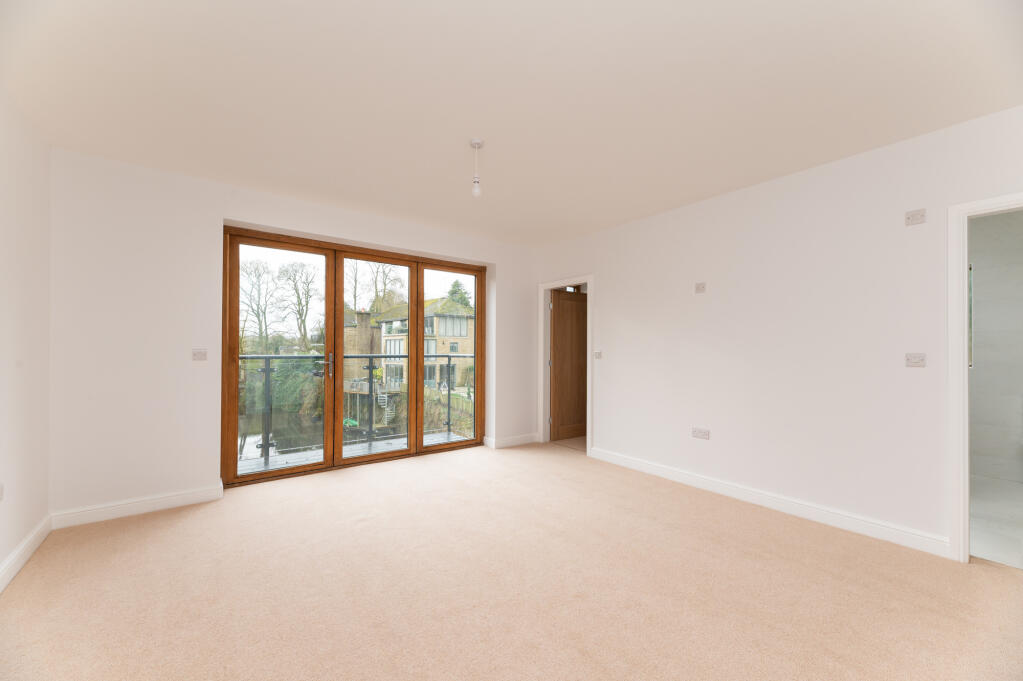 Additional image 10 of Lakeside, East Morton, West Yorkshire, BD20