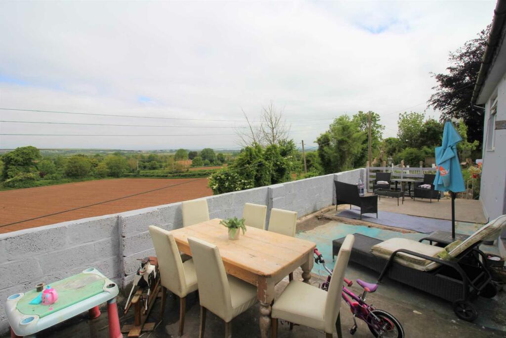 Additional image 16 of Kewstoke Road, Kewstoke