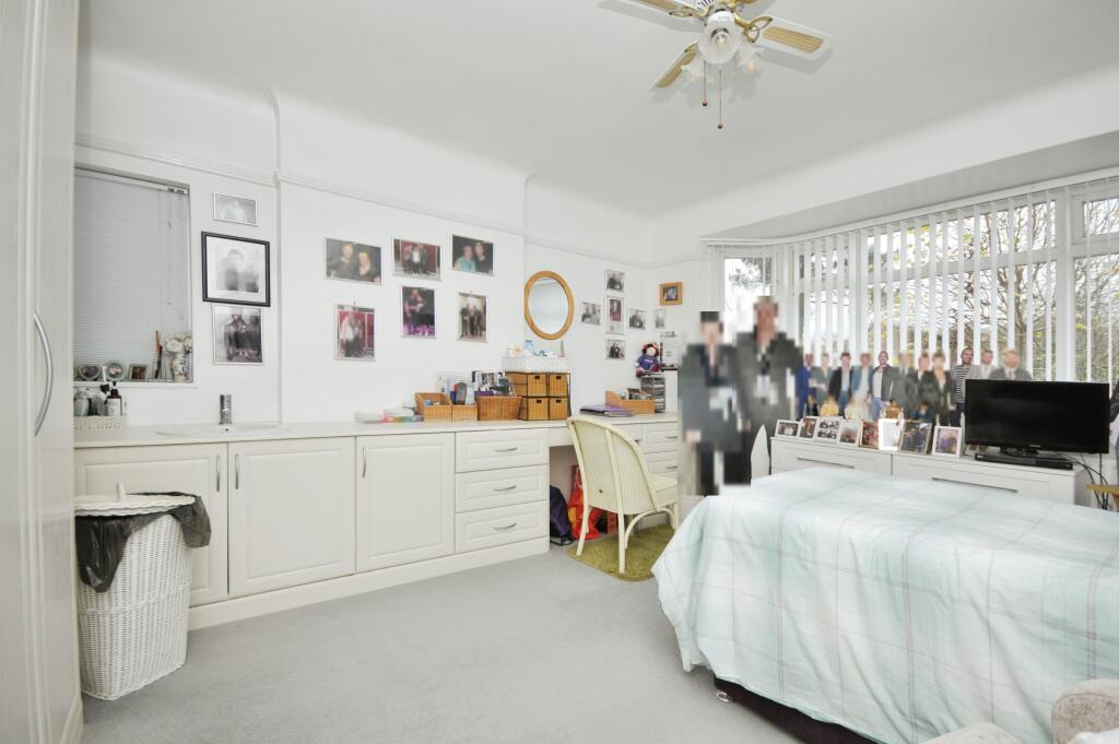 Additional image 7 of Stambourne Way, West Wickham, BR4