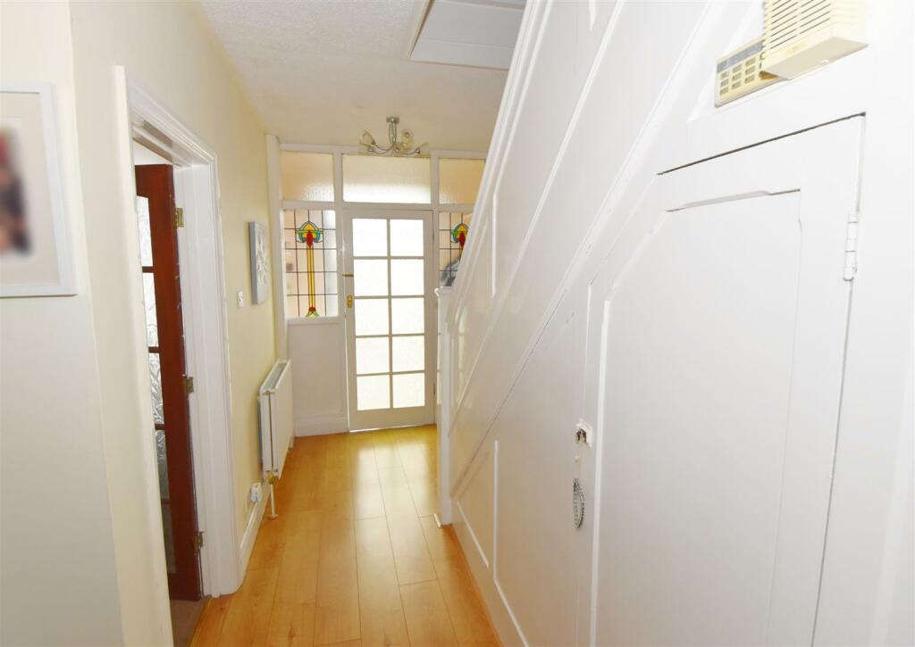 Additional image 26 of Stoneleigh Crescent, Bristol