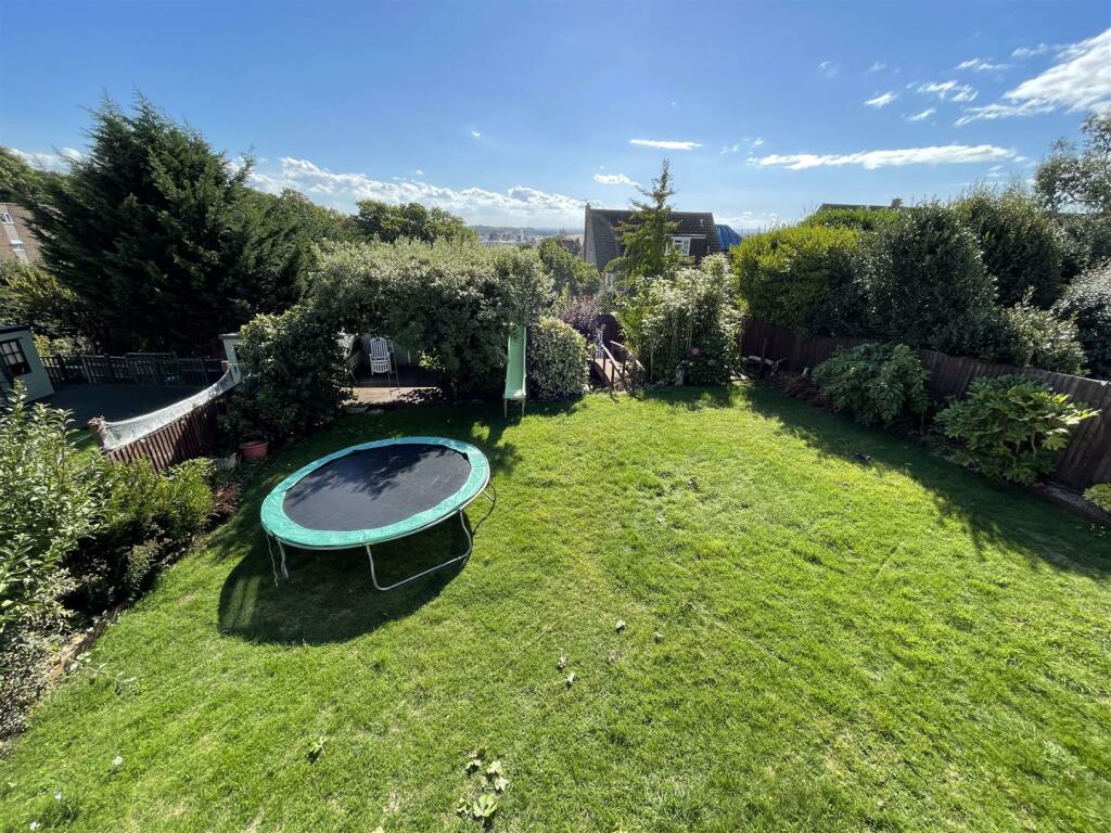 Additional image 13 of St Peters Avenue Weston-super-Mare - Popular Hillside Cul-De-Sac