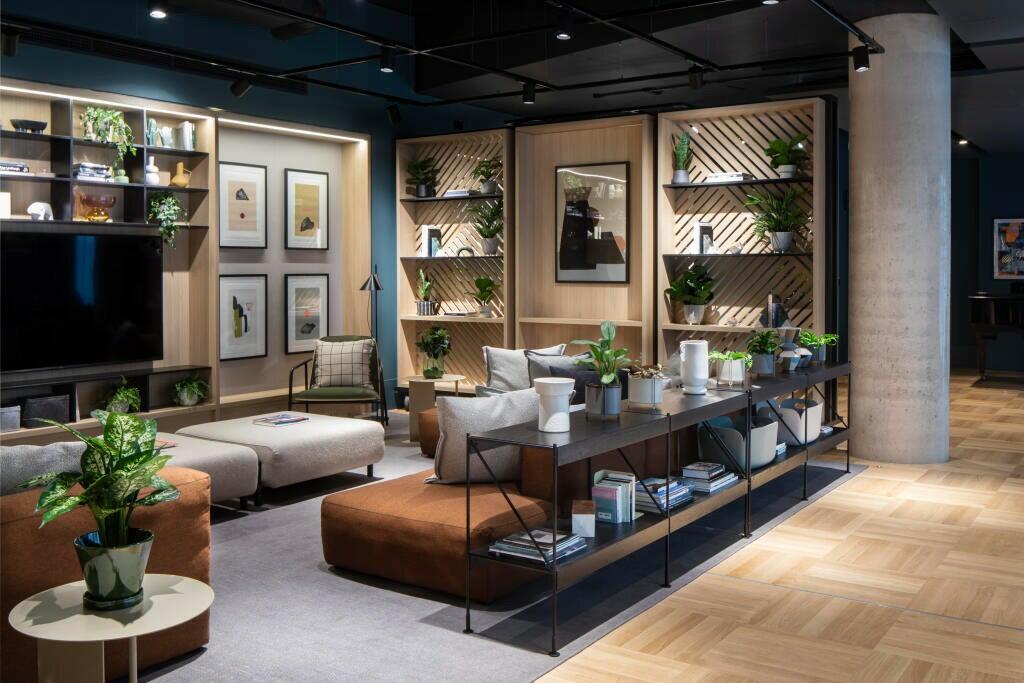 Additional image 10 of 803 DOVETAIL