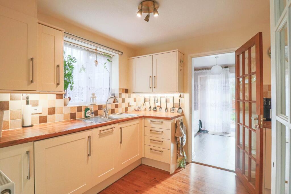 Additional image 4 of Wyvern Close, Weston-super-Mare