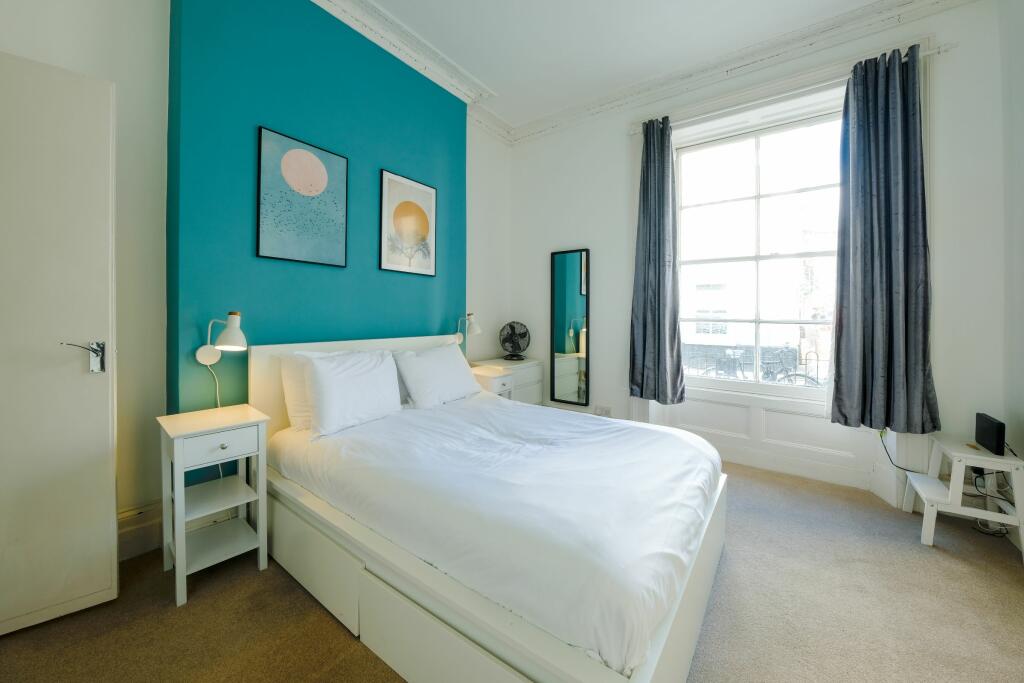 Additional image 5 of Ground Floor Flat,  Oakfield Place, Clifton, Bristol