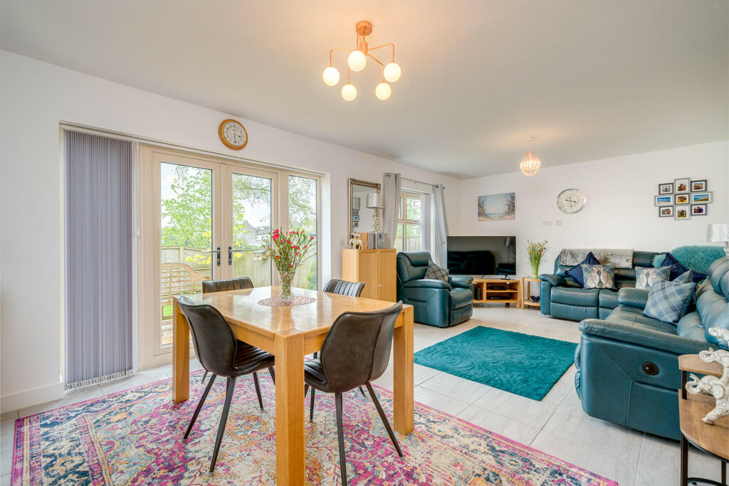 Additional image 5 of Moorside Court, Cleckheaton