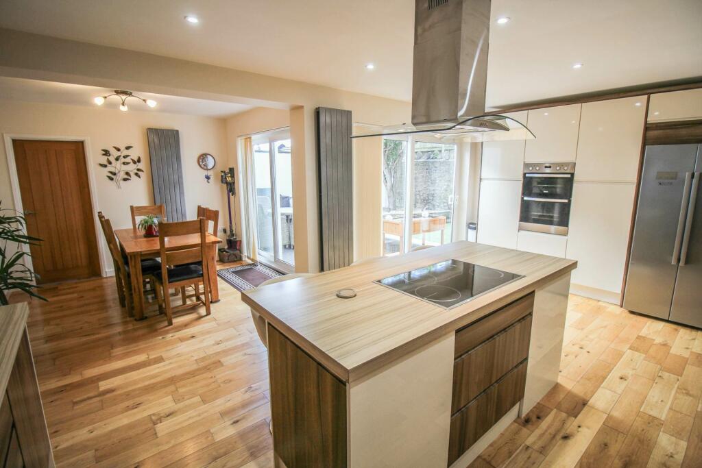 Additional image 7 of Arundell Road, Stunning Versatile Hillside Home