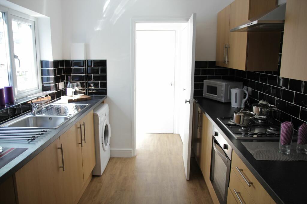 Additional image 11 of Albion Street, Bristol